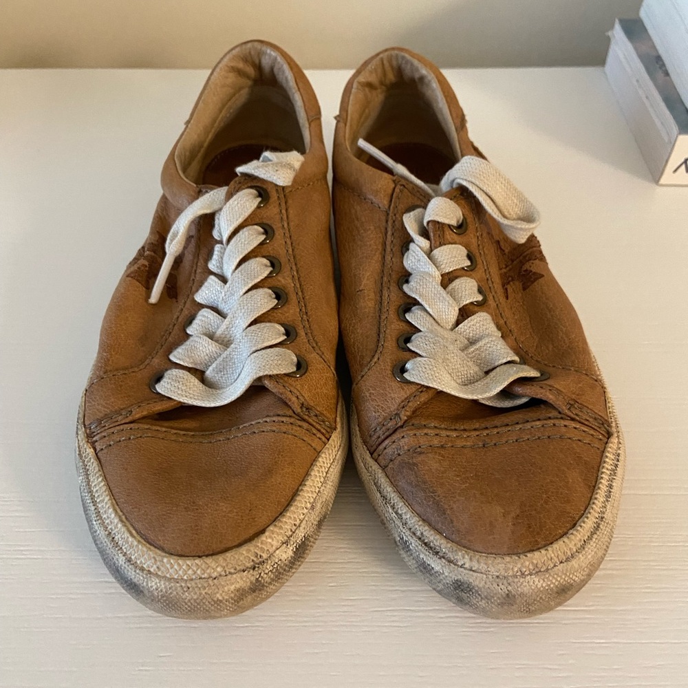 Frye Kira Low Top Tennis Shoes: 7, Brown